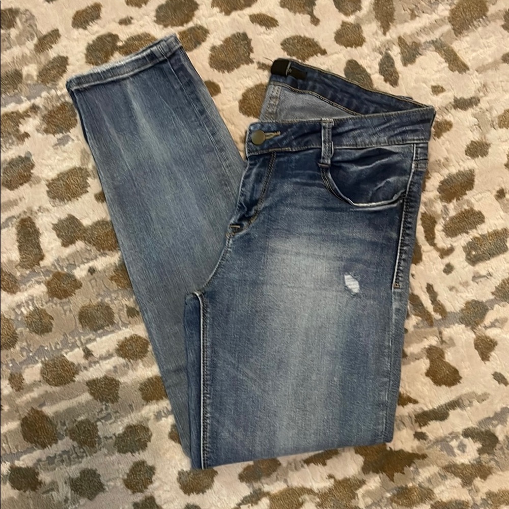 Forever 21 Cropped Denim Jeans